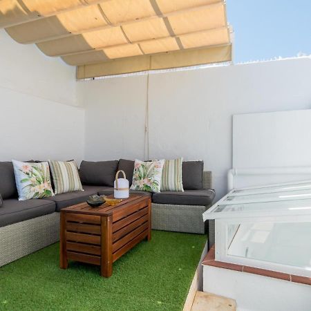 Unique Homes La Juderia Parking & Jacuzzi Sevilla Bagian luar foto