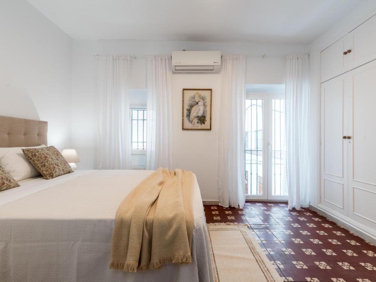Unique Homes La Juderia Parking & Jacuzzi Sevilla Bagian luar foto